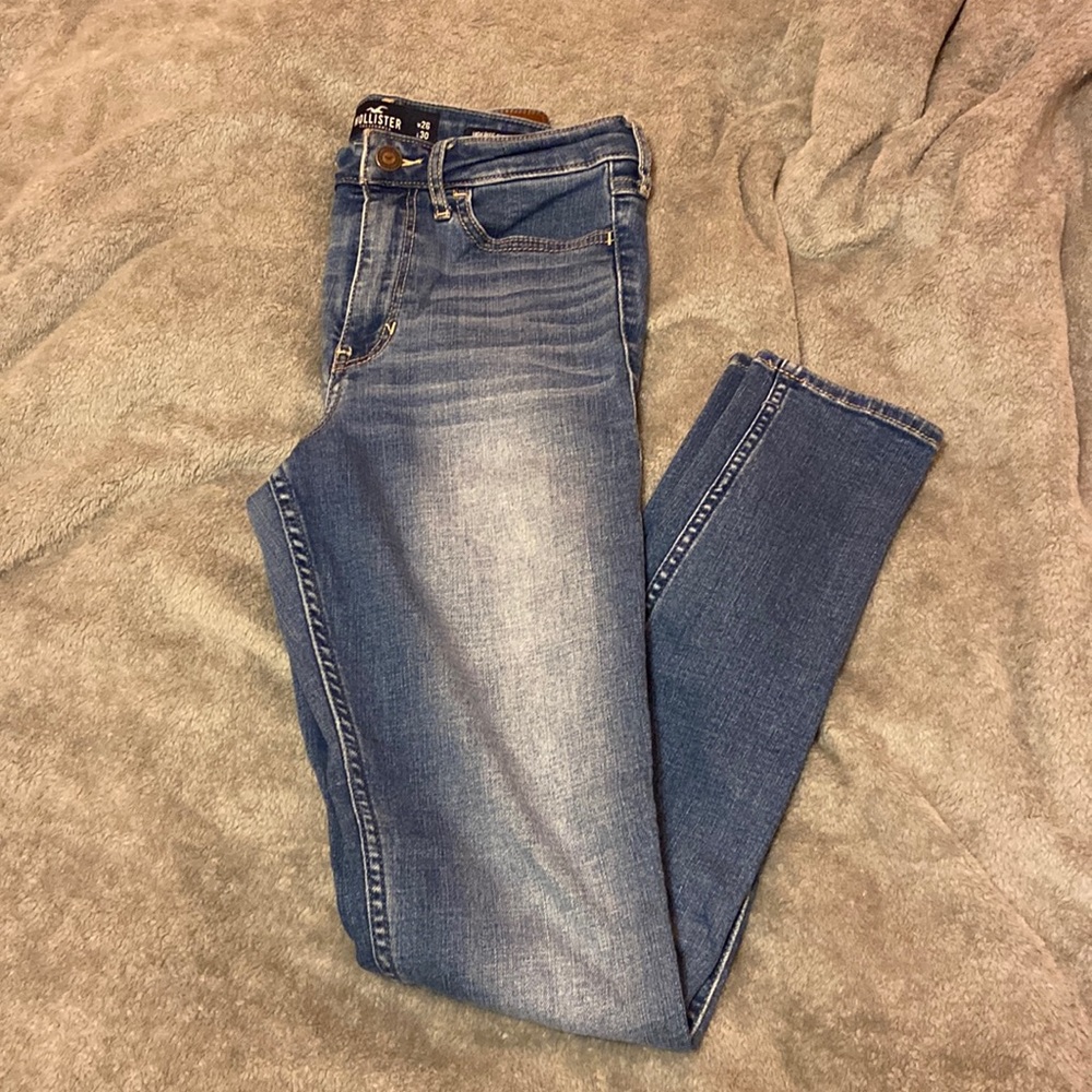 Hollister Co. Shape Love Super Skinny Jeans